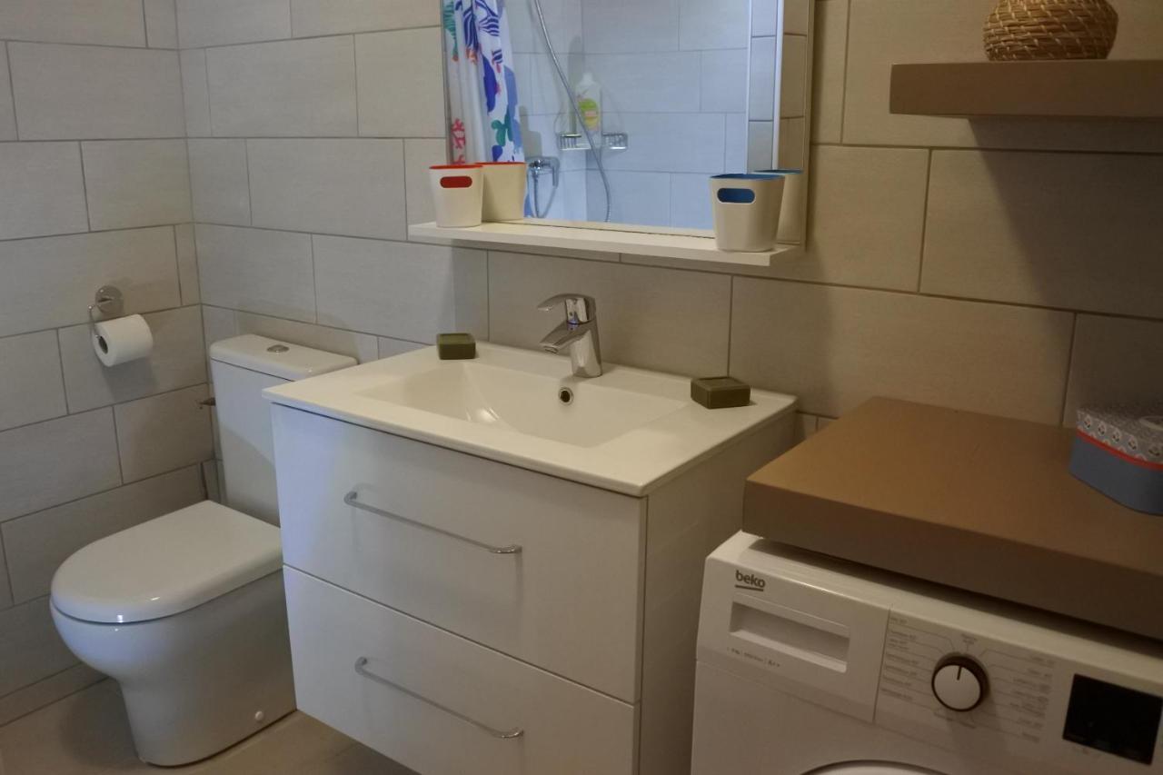 1407 - Proche Tour Luma Holiday home